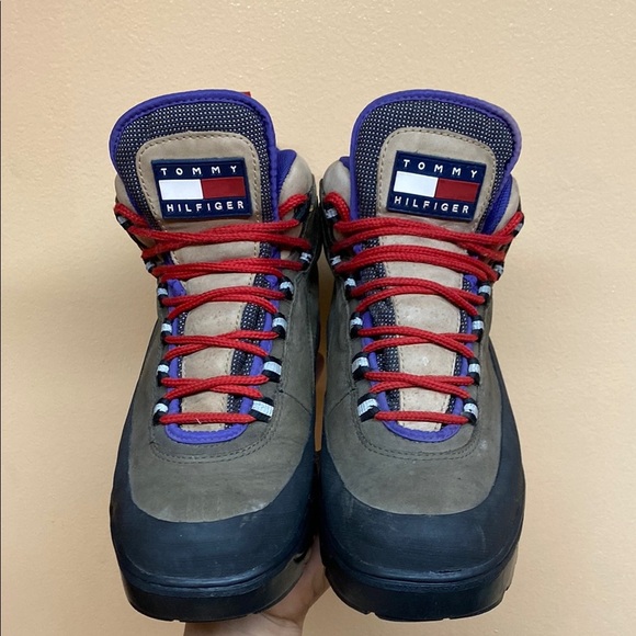 Vintage Tommy Hilfiger Men's Hiking Boots Brown Red Purple Black - Picture 14 of 16